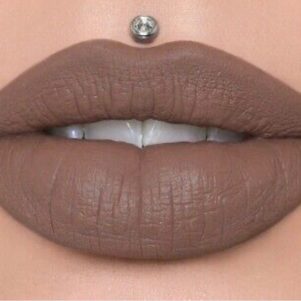 Jeffree star Tea Bag Velour liquid lipstick